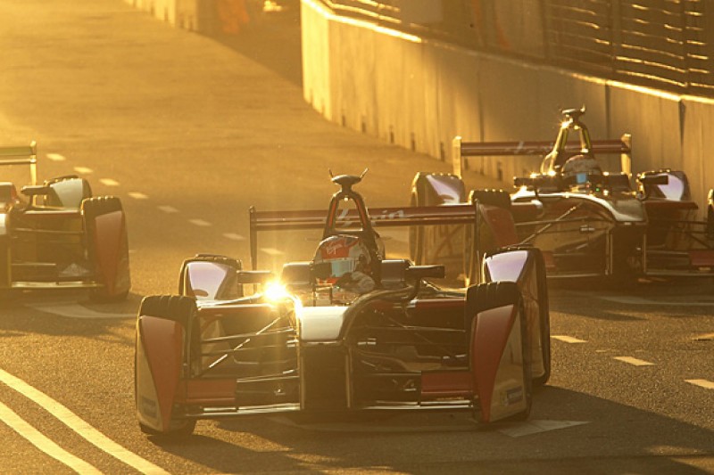 Putrajaya Formula E: Sam Bird leads practice for Virgin