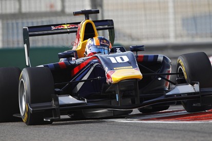 Abu Dhabi GP3: Alex Lynn fastest in practice for title decider