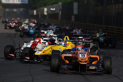 Esteban Ocon says crash cost him victory in Macau F3 GP