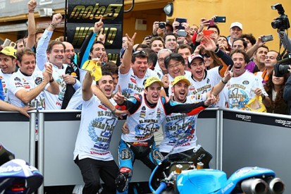 Alex Marquez beats Jack Miller to 2014 Moto3 title at Valencia