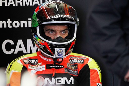 Alex de Angelis stays in MotoGP for 2015 season with Ioda team