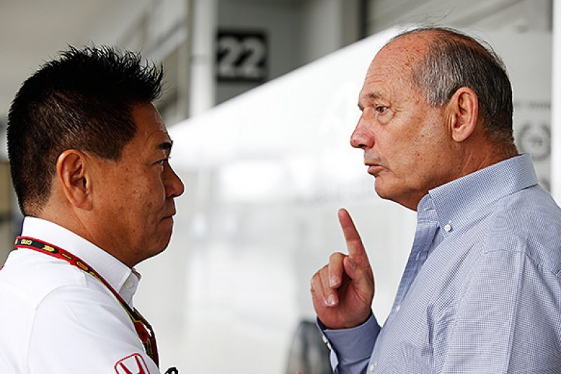 McLaren's Ron Dennis says customer F1 teams can't win titles