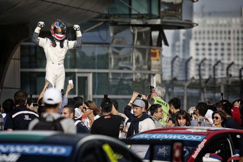 Shanghai WTCC: Jose Maria Lopez wins as Citroen clinches 2014 title