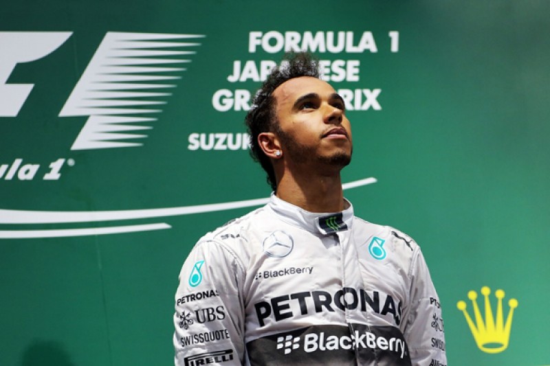 Japanese GP: Lewis Hamilton defeats Nico Rosberg in shortened race