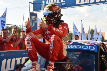 Beijing Goldenport WTCC: Rob Huff gives Lada maiden WTCC win