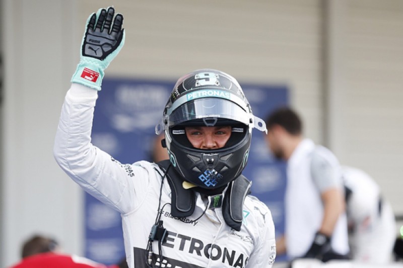 Japanese GP: Nico Rosberg beats Lewis Hamilton to Suzuka F1 pole