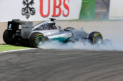 Hamilton's bad luck during F1 2014 'unbelievable' - Button