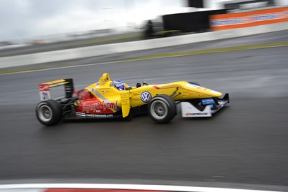 Nurburgring European F3: Tom Blomqvist dodges rain to lead practice