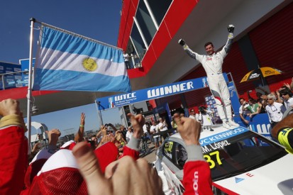 Termas de Rio Hondo WTCC: Jose Maria Lopez takes home victory