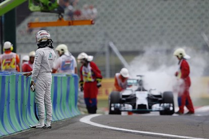 Mercedes F1 team says reliability is its priority, not team orders
