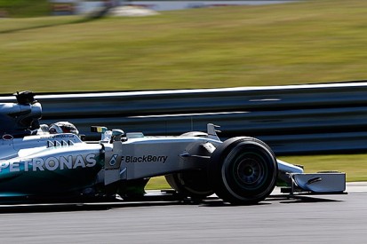 Hungarian GP: Hamilton leads Rosberg in opening practice