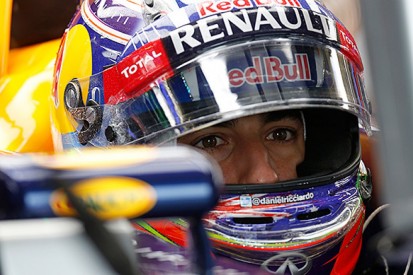 British GP: Ricciardo says 'rookie error' cost him in Q3