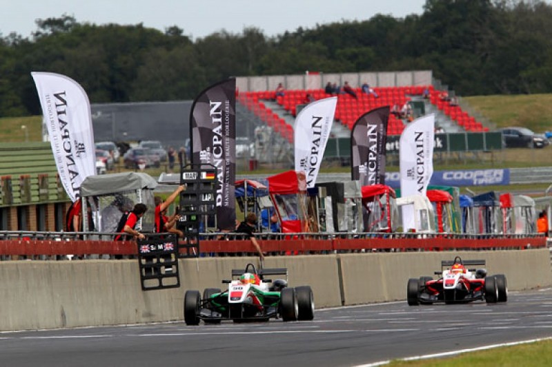 Snetterton British F3: Sam MacLeod heads all-Fortec podium