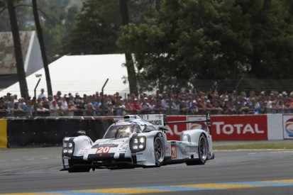 Le Mans 24 Hours: Porsche back into lead after trouble for Audi