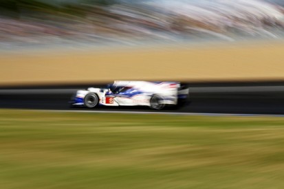 Le Mans 24 Hours: Toyota maintains control at quarter-distance