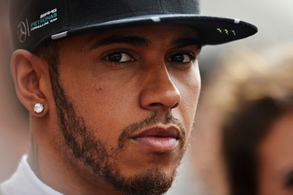 Lewis Hamilton forced onto second engine of F1 2016 at Chinese GP