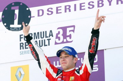 Robin runs Frijns round them