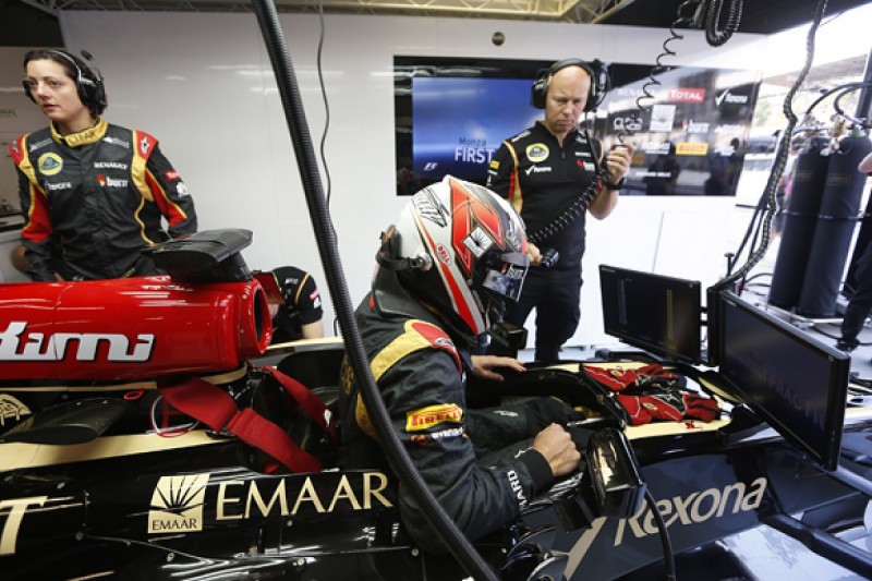 Raikkonen begins Lotus farewell tour