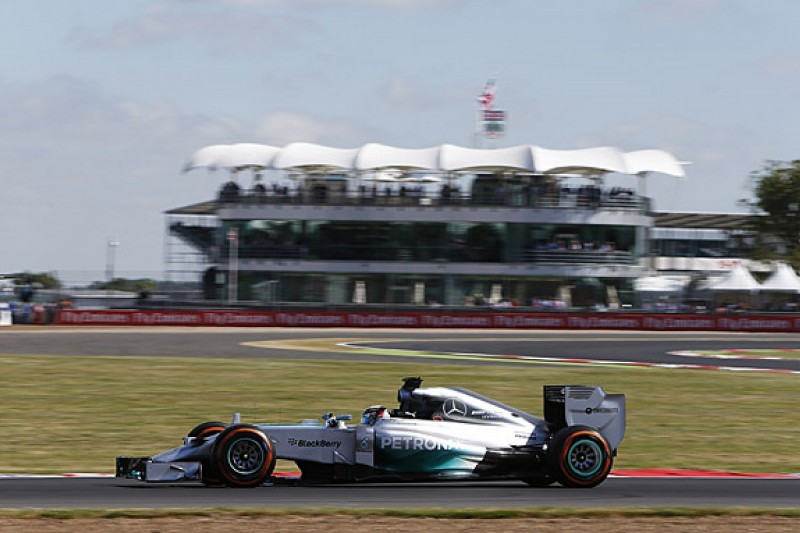 Free feature: Hamilton fastest, but does he have race pace?