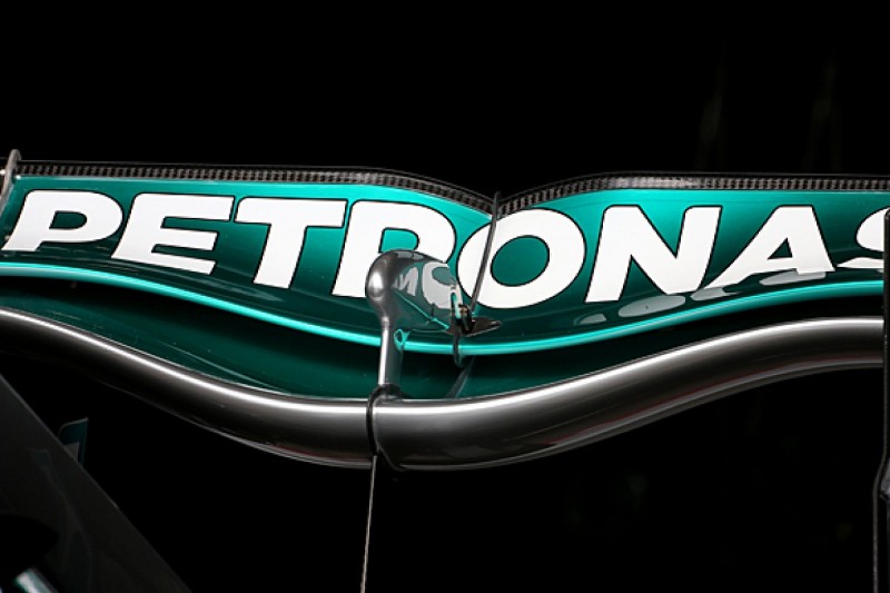 Tech: Mercedes' twisted wing explained