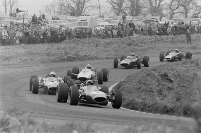 When F1 teams raced for free