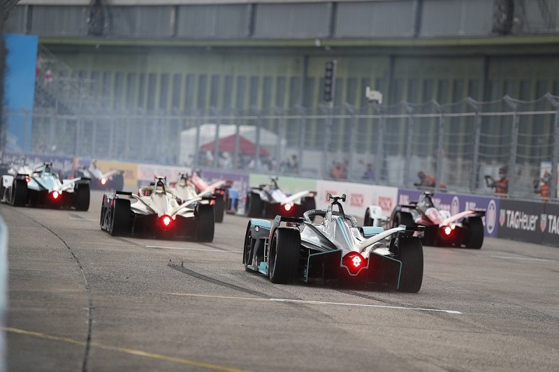 Who flew and who fumbled in Formula E's Tempelhof tussle