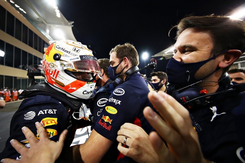 Why engine caution wasn't the biggest factor in Mercedes' Abu Dhabi defeat