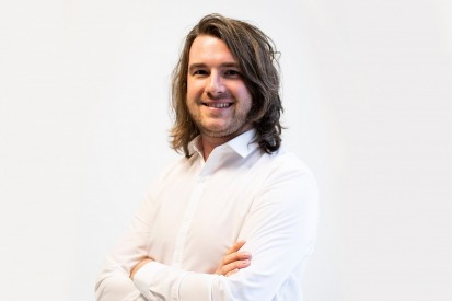 Autosport journalist Alex Kalinauckas wins Motorsport UK award
