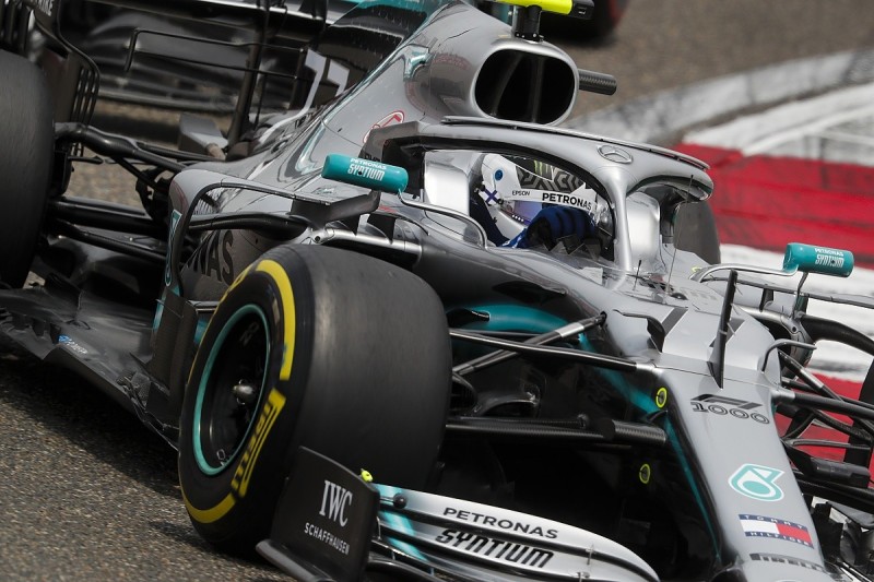 Chinese GP practice: Bottas leads practice halted by Albon crash