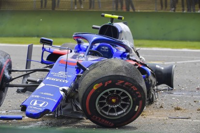 Toro Rosso's Alex Albon to miss Chinese GP qualifying after crash