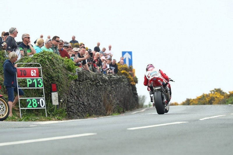 Isle of Man TT outlines changes after Mercer course car collision