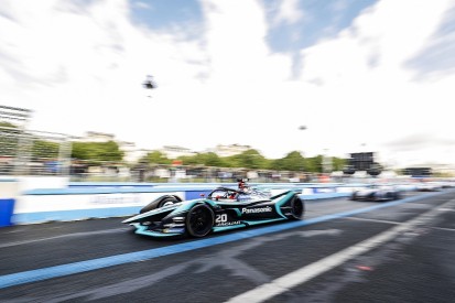 Paris Formula E: Jaguar's Evans leads practice, Virgin pair crash