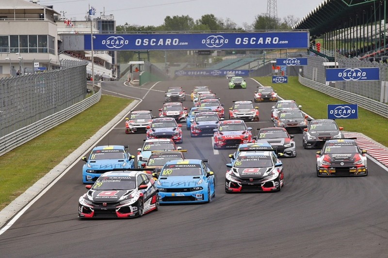 Girolami beats Muller to win opening WTCR Hungary race from pole