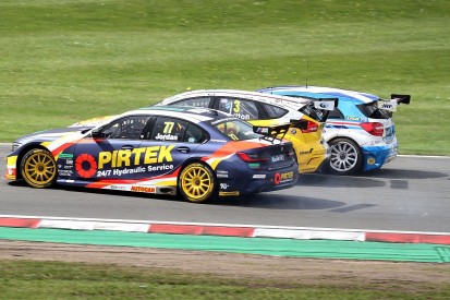 Collard "didn't do anything wrong" in Jordan BTCC Donington crash