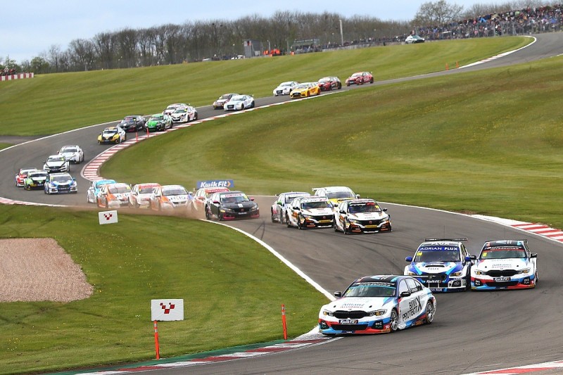 Donington Park BTCC: Colin Turkington wins for WSR BMW again