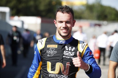 Barcelona F2: Ghiotto takes pole despite complaining of car issue