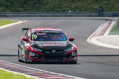 KCMG joins WTCR for 2019 with Honda and Tiago Monteiro