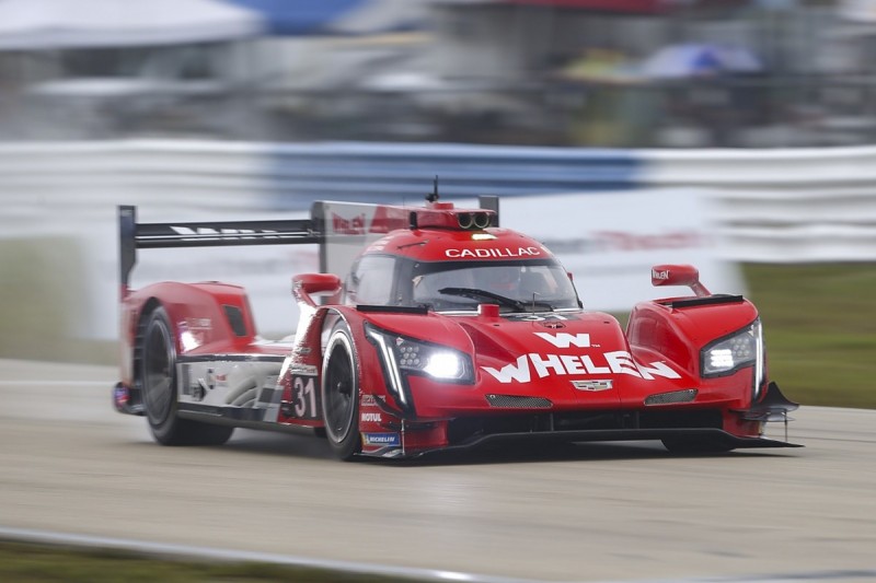 Sebring 12H: Action Express Cadillac leads at halfway, Mazda crashes