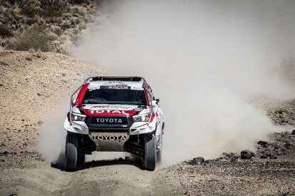 Video: Fernando Alonso's first Dakar Rally car test with Toyota