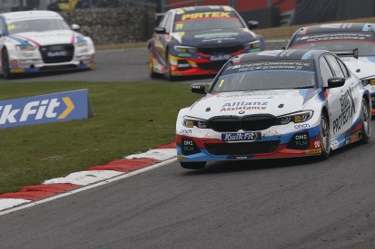 Frustrated Turkington 'can't drive my natural style' in new WSR BMW