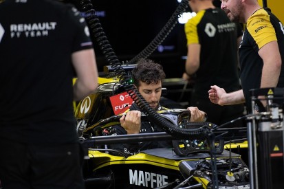 Ricciardo and Renault have tried to be 'too clever' with F1 set-up