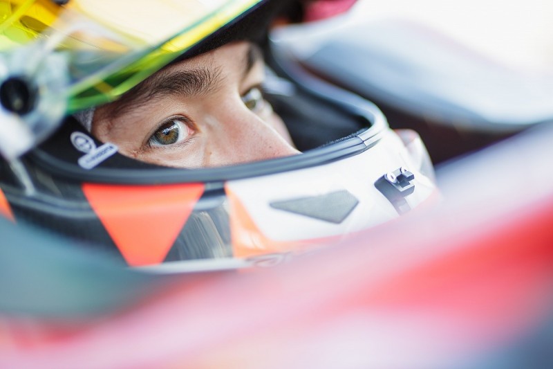 Renault F1 junior Aitken switches to Campos for second F2 campaign