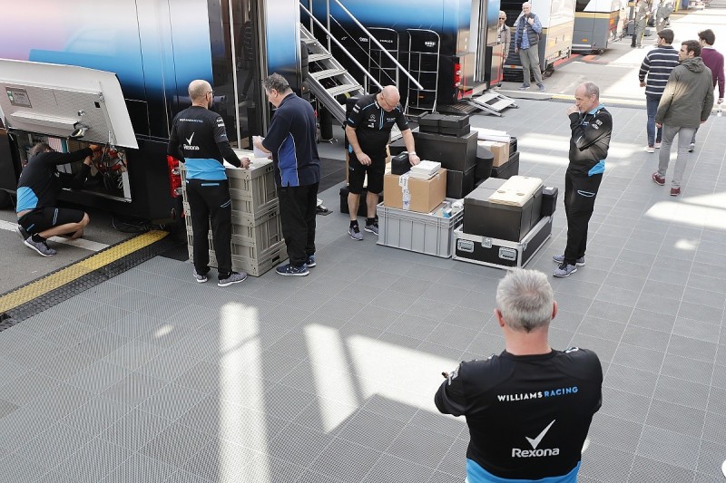 Delayed Williams 2019 F1 car to arrive at Barcelona in early hours
