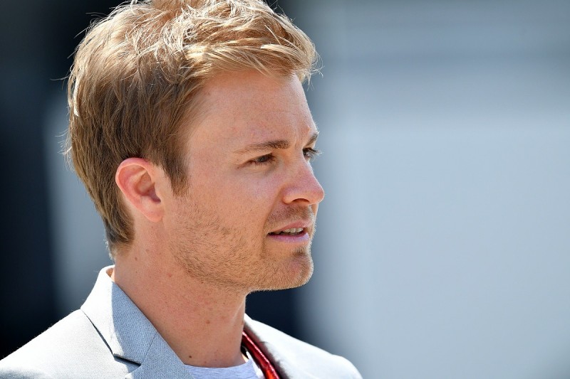 Nico Rosberg: Lewis Hamilton can break Michael Schumacher's records