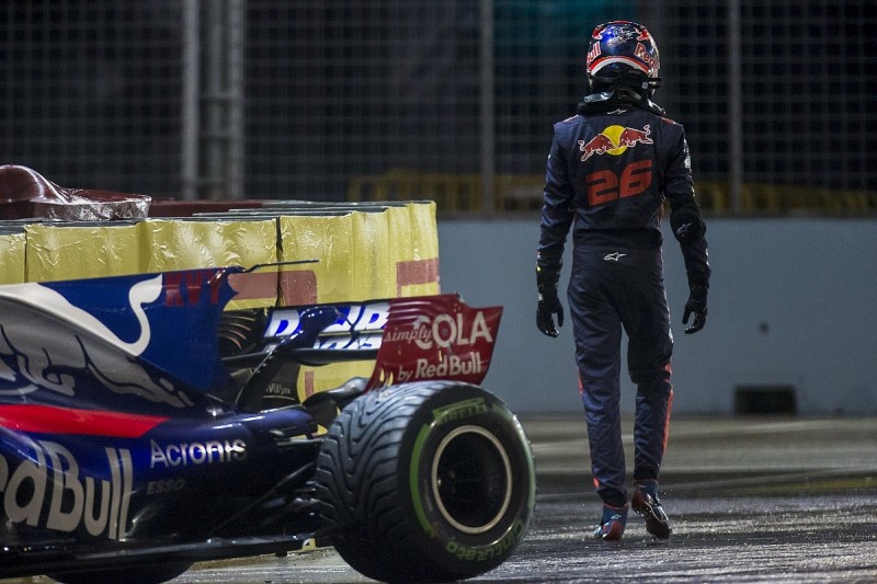 Kvyat and Toro Rosso 'lost trust' in each other in 2017 - Tost