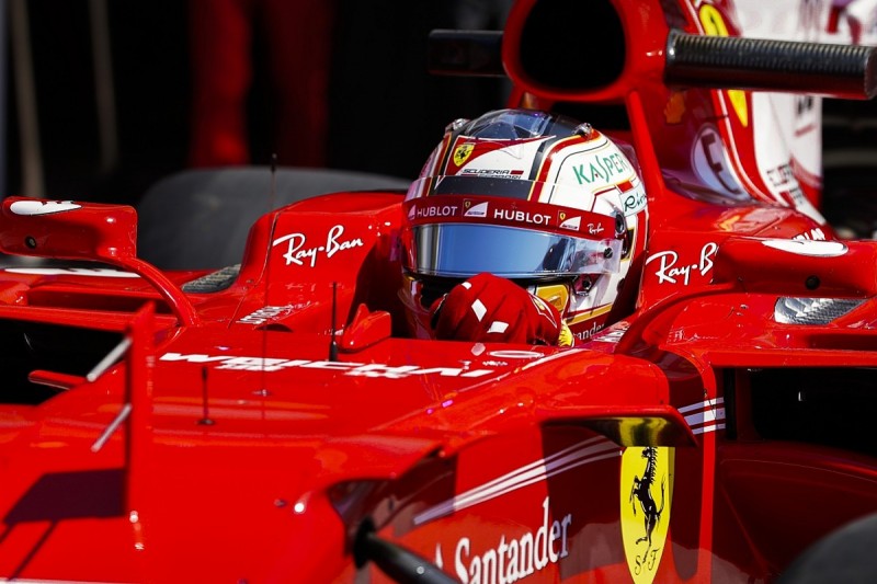 Leclerc not 'suffering' from pressure of 2019 Ferrari F1 move