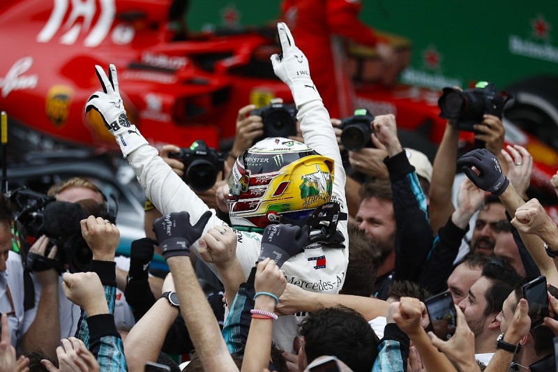 Brazilian GP: Hamilton wins after Ocon spins leader Verstappen