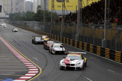 Macau GT World Cup: Farfus wins from pole, resists Mercedes pressure