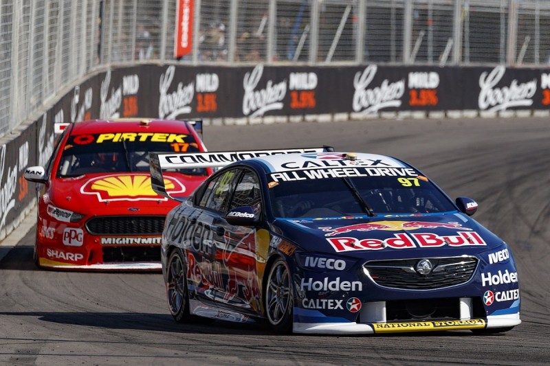 Van Gisbergen closes up Supercars title race with last-lap pass to win