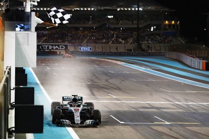 Lewis Hamilton wins 2018 F1 Abu Dhabi Grand Prix
